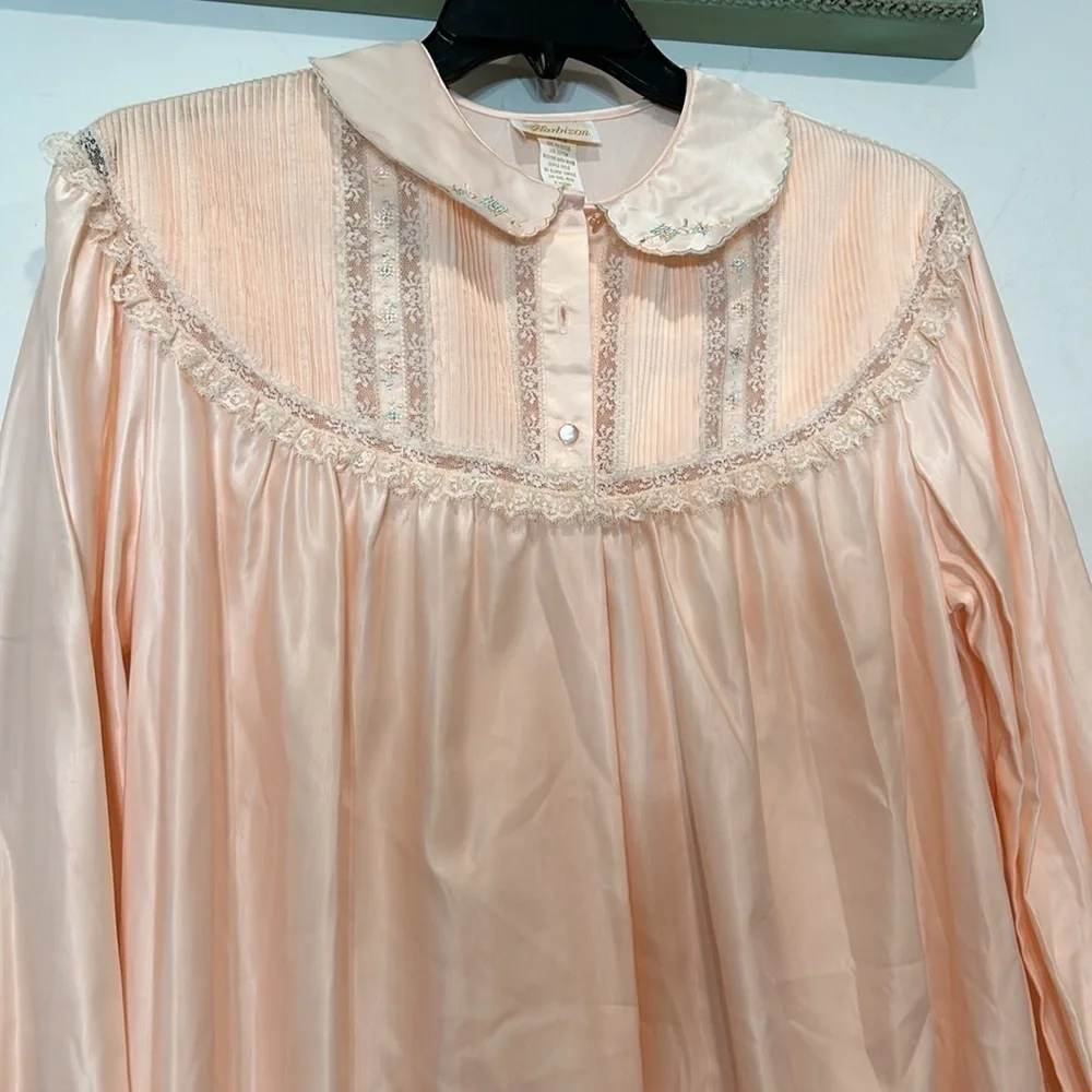 Vintage dead stock Barbizon Alicia long sleeve sleep gown, peach women’s large - Picture 2 of 6